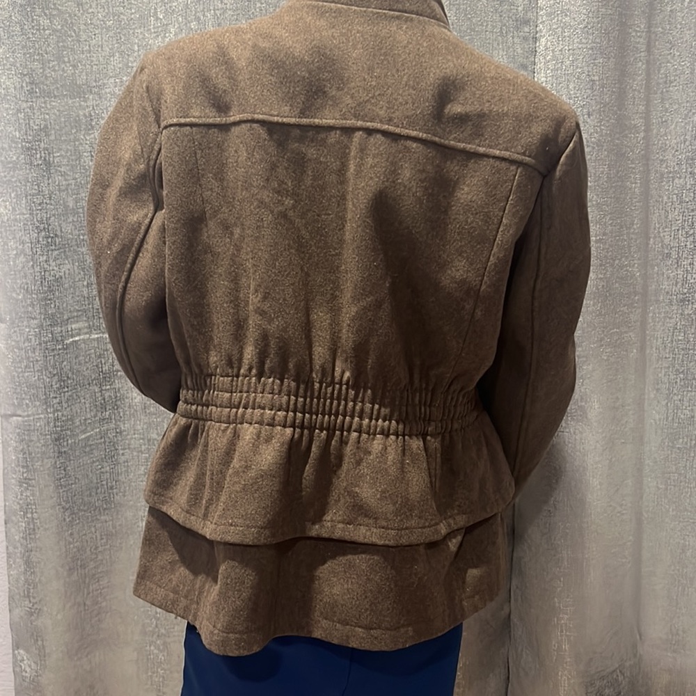 New York & company thick coat - Picture 4 of 7